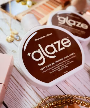 Maggie Sugar: Artistry With Beauty