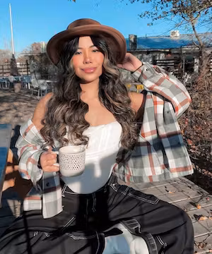 Sponsored Instagram post by @fawnsiri D