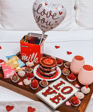 Foodie content creator @laizahill