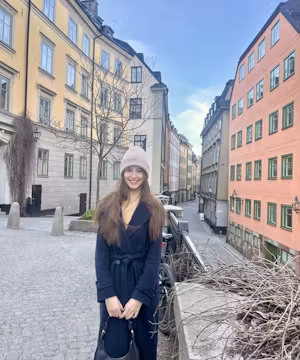 **"Alisa Tata: lifestyle in Sweden"**