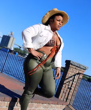 Demetria Williams: Inspiring Millions to Reach Their Dreams!