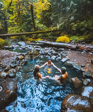 Original Instagram Reel from @itsloganmarie with engaging and beautiful backgrounds from the PNW