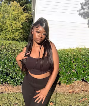 Unique Instagram post by @1fineeegal