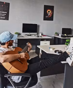 Original video by @oussamazaaboubi