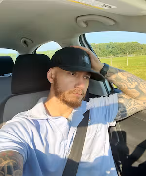 Viral Sensation: Greg Stimson Spreading Joy on TikTok!