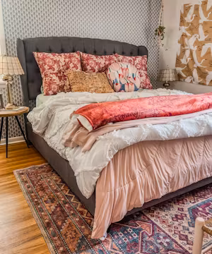 Lindsay Aratari: A DIY Mom's Guide to Stylish Living