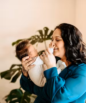 Maddison: A Radiant Mother Embracing Wellness in the Wild of Alaska