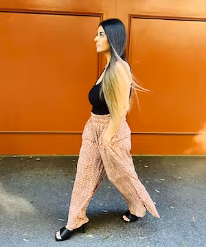 Welcome to the world of Melissa Ho! The creator specializing in Modeling + Photography is here to bring you beauty