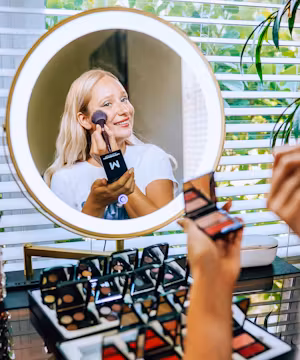 Elena Ollick: Editor Extraordinaire, Globe-Trotter and Supermom