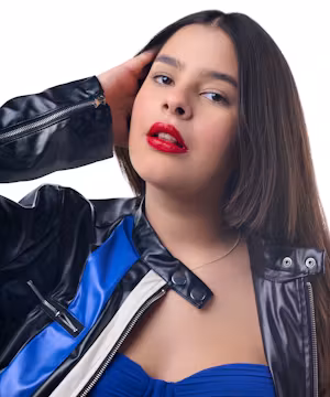 Isabella Chirinos: A Vision of Grace, Talent, and Influence