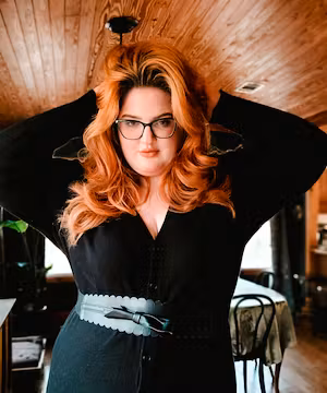 Creative and eye-catching Instagram post from @MsTamraMoon