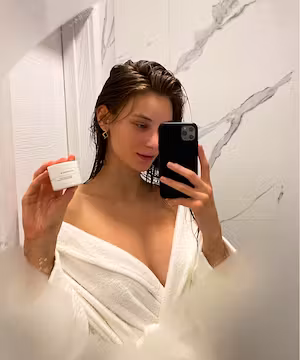 Engaging Instagram static in-feed post (1 photo)