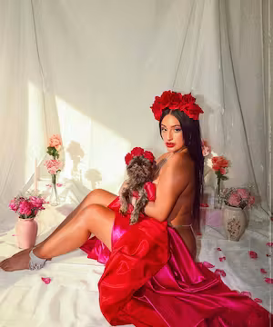 Jasmin Mojica: Empowering Women through Creative Expression.