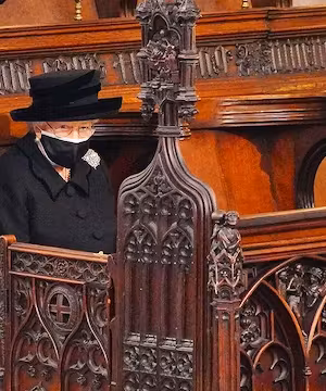 A serious news eye occasionally indulging in life's frivolities.