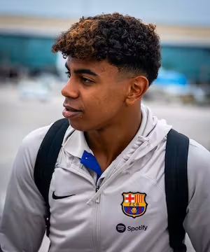 Lamine Yamal: Football fun Spanish and European Story features on the Contact page, about 55,000 views per day disca Barça visca, Catalunya My page is