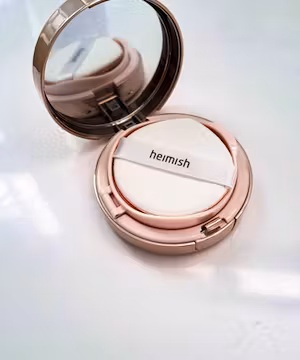 Meet Marina: Your Go-To Guide for Genuine Reviews!