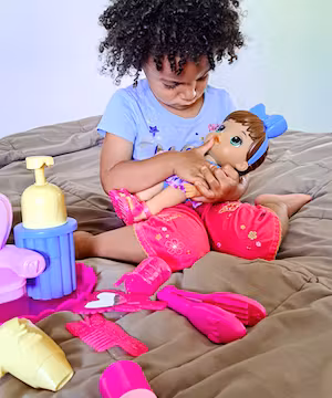 Meet Marina: Your Go-To Guide for Genuine Reviews!