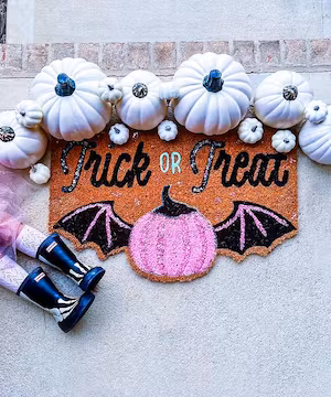 Sponsored Instagram post from @Lovebuildshome