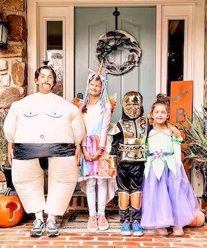 Attainable life & style; home, food, family, diy and more! Sponsored Instagram post by @kozyandco