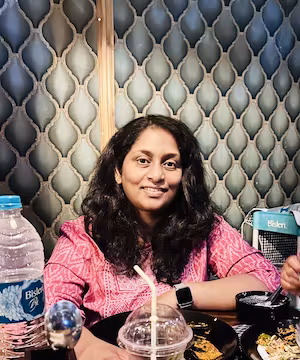 Sophie Rao: Spinning Tales of Motherhood, Faith & Gratitude!