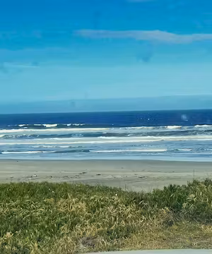 Custom Instagram post from @nic0lemelissa