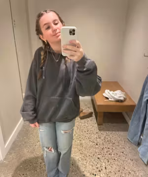 Ellison Glaesman: The Snapchat Maestro of Mirth