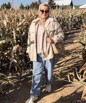Lifestyle, Motherhood and Plus-Size Fashion