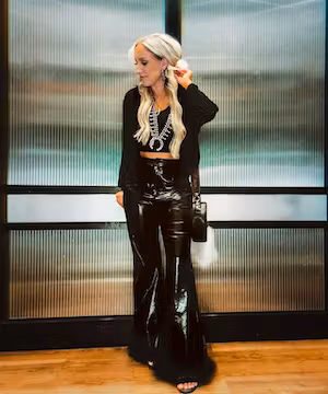 Let’s add versatility to your brand aesthetic