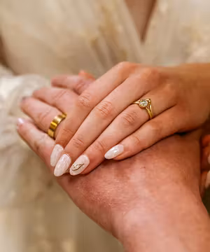 Meet Kirsty Brown: Scotland's Award-Winning Nail Guru!