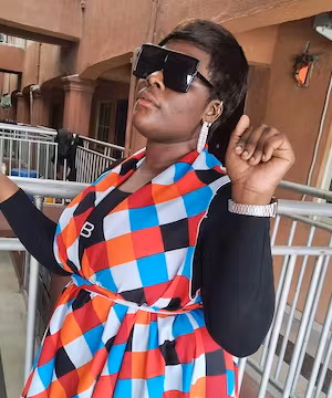 Unique Instagram post by @rukky__aj I offer quality services and give a brand maximum satisfaction