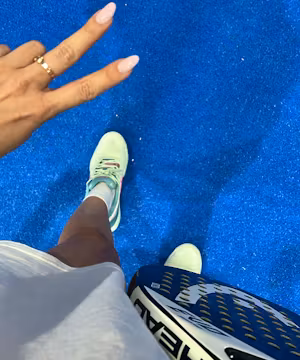 Dinara Sadykova: The Radiant Trendsetter of Instagram