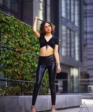 Passionate, upcoming influencer and artist. Gained 1 million views on TikTok video @_raheelzaki