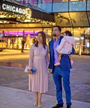 Prajakta S: Chicago's Vibrant Lifestyle, Food, & Parenting Maven