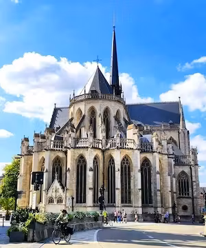 Custom blog post by @destination_travelingplaces