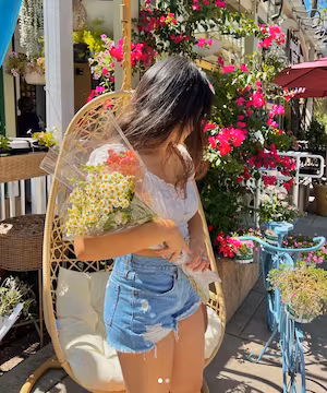 Sponsored High Quality Instagram Reel by @averyypearl