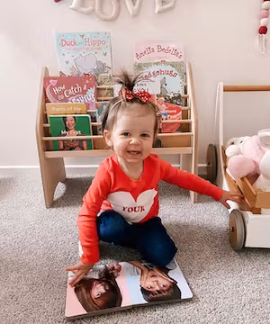 Sponsored Instagram post by @Withlovenlace