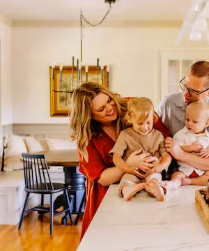 Emma Shoemaker: Aussie Renovator Balancing Babies & Bricks