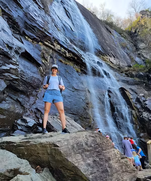 Welcome to Melissa Comfort McRae's world of style, travel and motherhood!