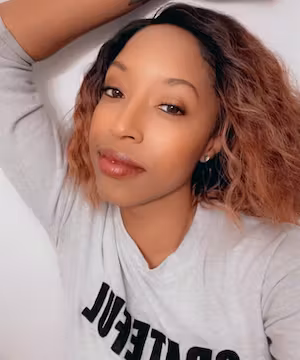 Fashion Trends Instagram posts by @iamrynyree