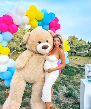 Custom video by @biacampos95