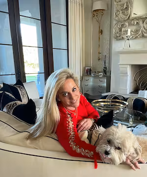 Melany Berger: Insta Queen of Paradise Valley!