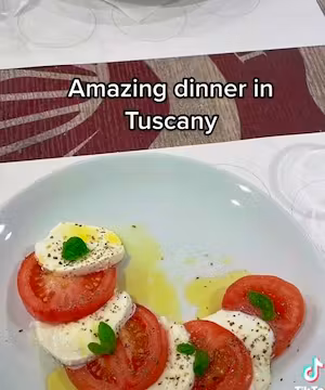 Wendy A. - Your Helpful Foodie Travelling the World for Food, Lifestyle & More!