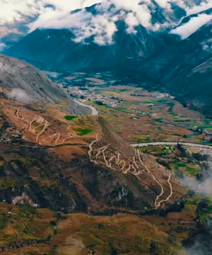 Let’s Create Something Amazing Together in 2025!