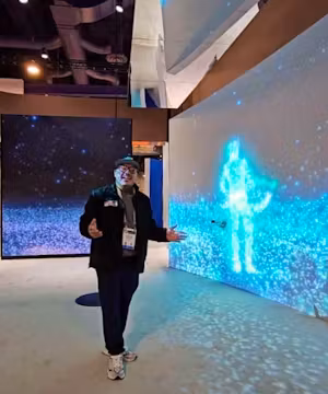 Jonathan Moreira: Mastering Tech and Inspiring Lives!