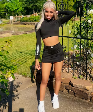Radiant Triple Threat: Inspiring Influencer, Youtuber, Dancer