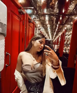 Custom Fashion &  BeautyInstagram Reel by @sapphirewrathful