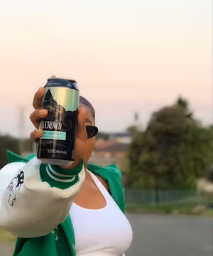 Diana Chikwata: Influencer Extraordinaire & Digital Dynamo!