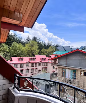 Behold the beauty of nature through Muzakkir's lens!