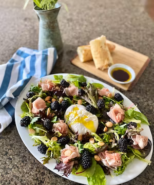 Chef and recipe developer @julianneskitchen.ca. Recipe creation featuring your product.