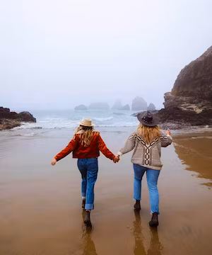 Original Instagram Reel from @itsloganmarie with engaging and beautiful backgrounds from the PNW